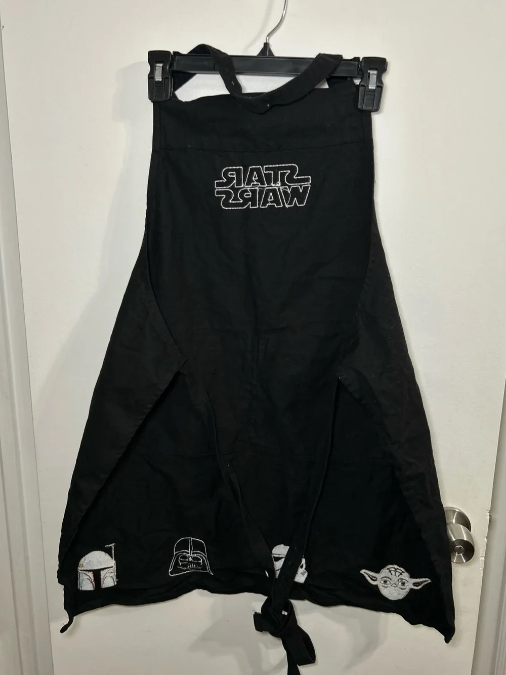 Star Wars William Sonoma Embroidered Apron